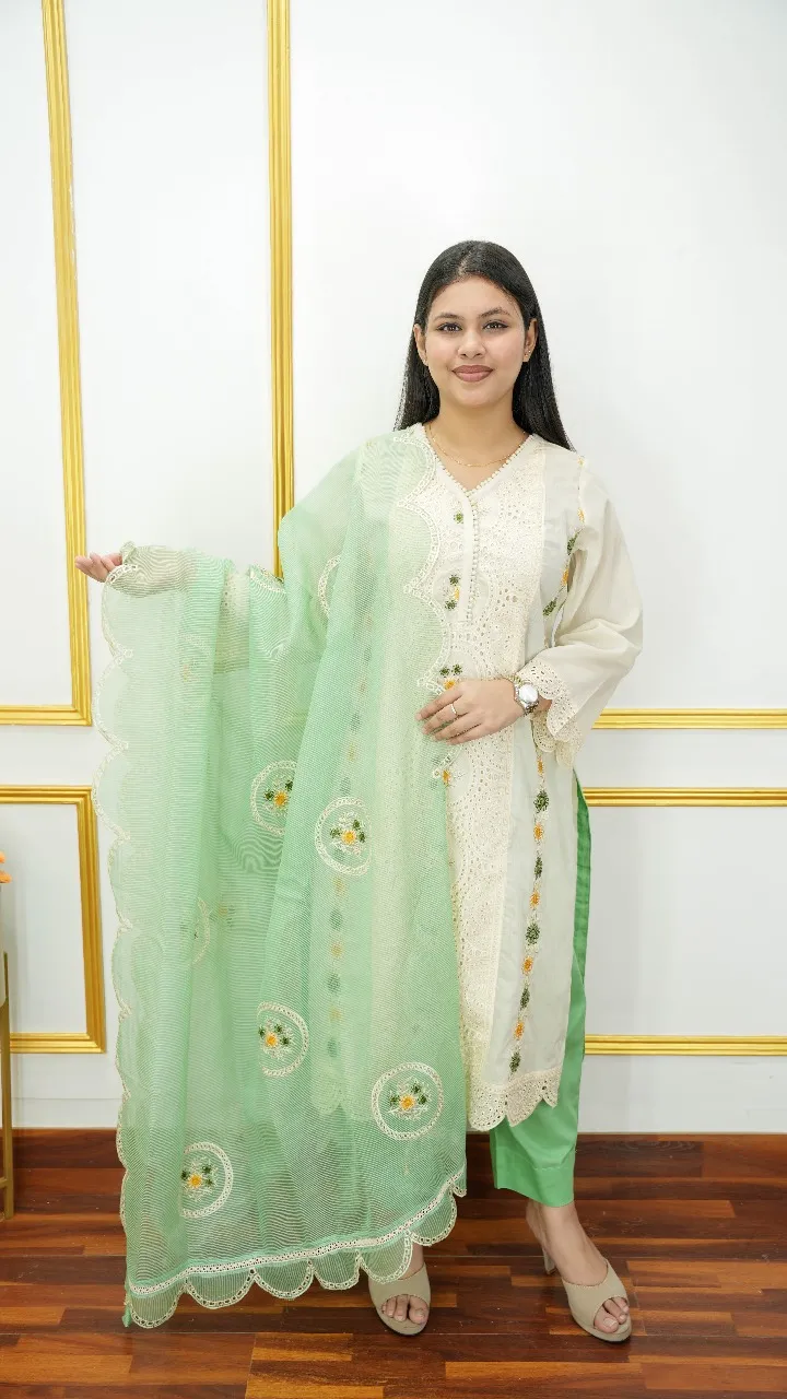 Premium Cotton Unstitched Three Piece – ChickenKurry