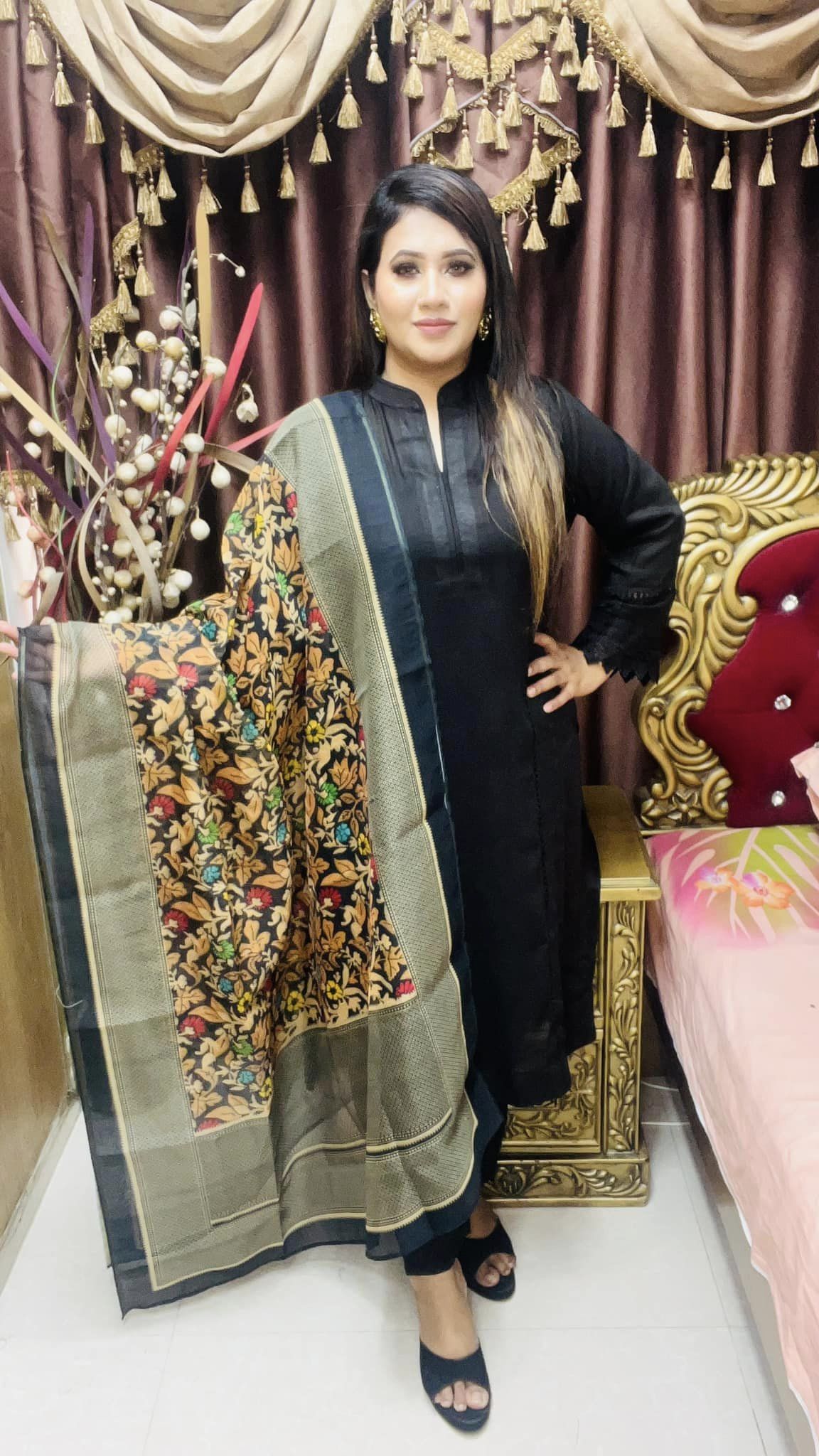 Ready Three Piece Set – Maslin Silk Dress with Organza Orna