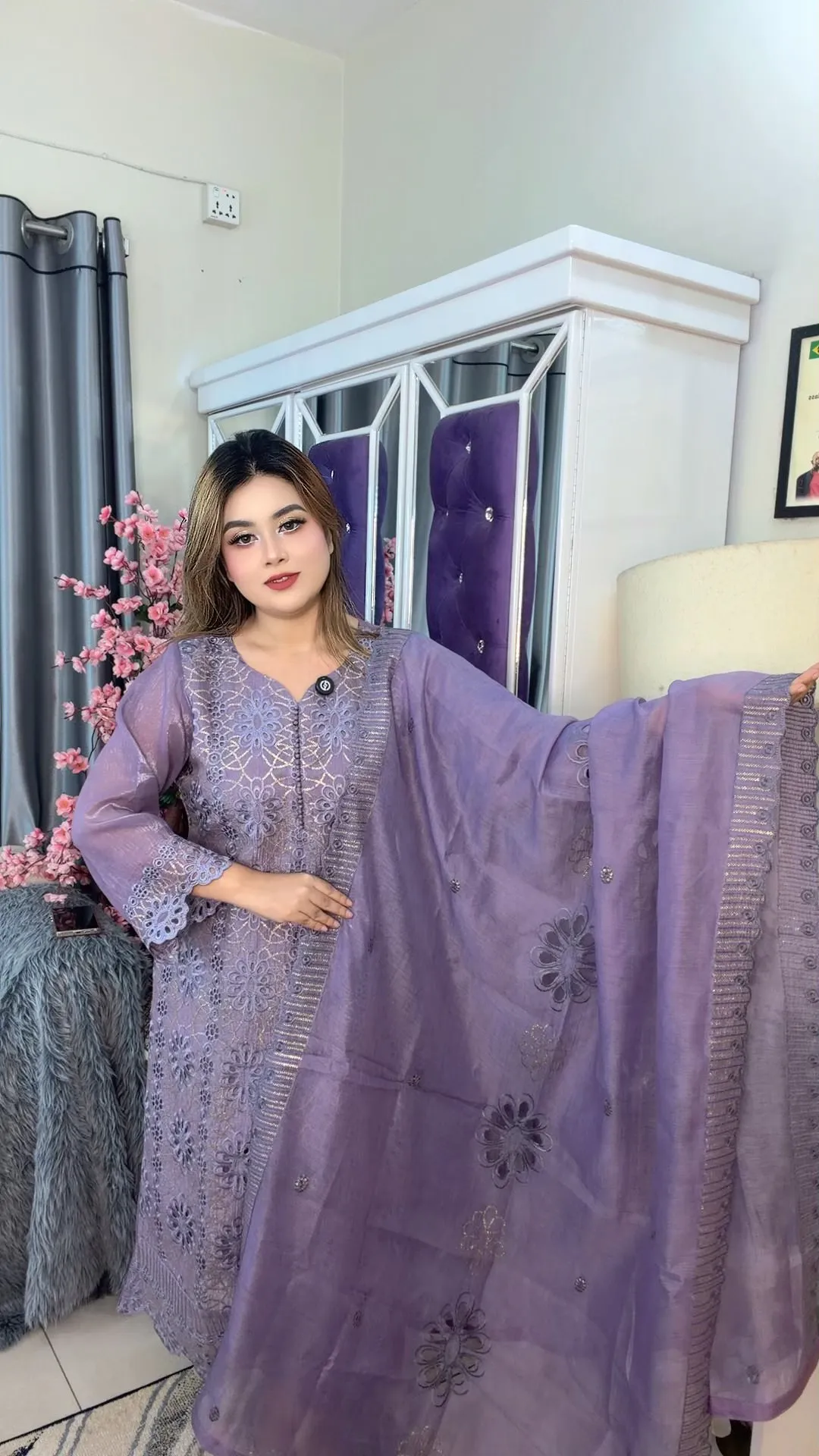 Elegant Unstitched Four Piece Set