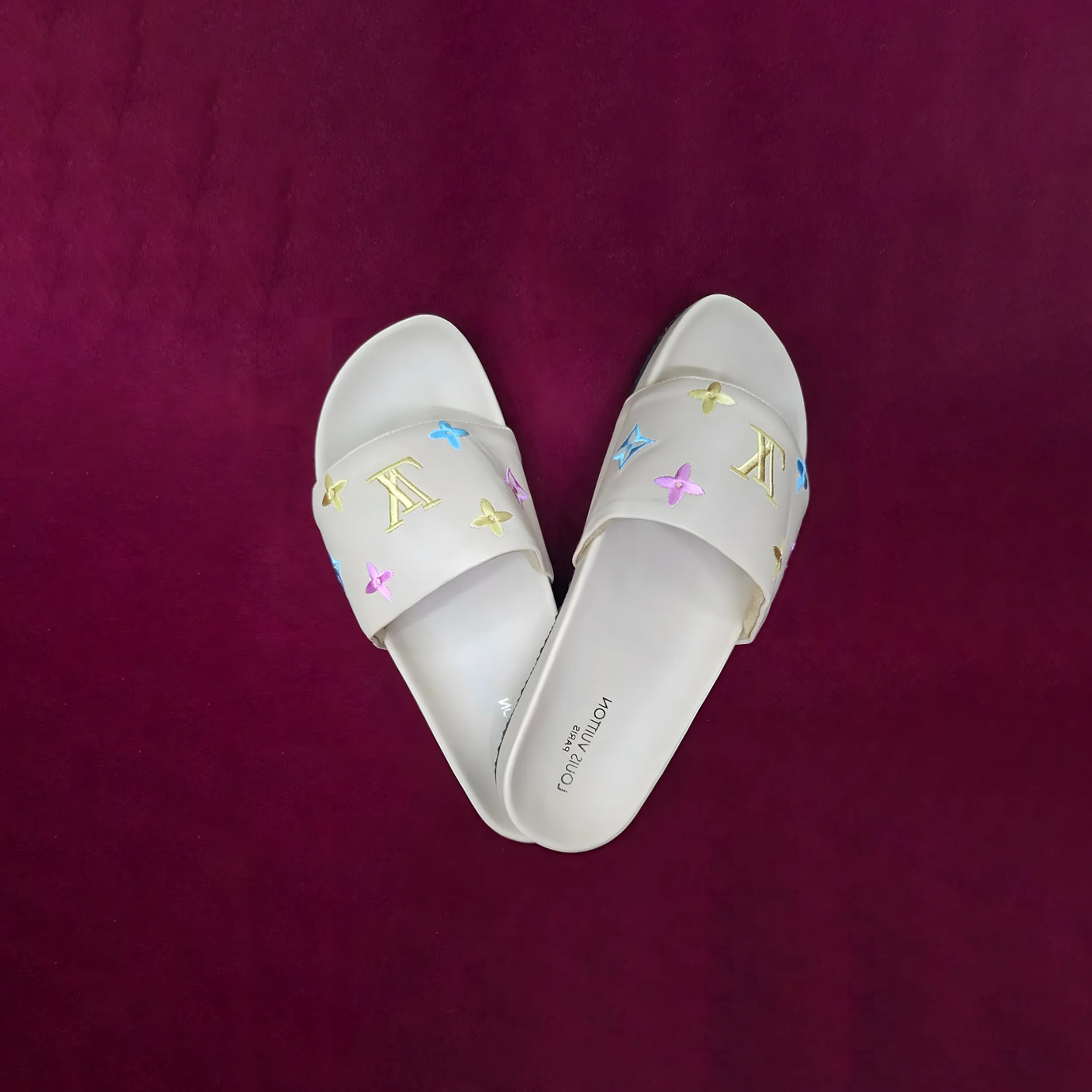 Cream Ladies Shoes – Trendy Women’s Footwear