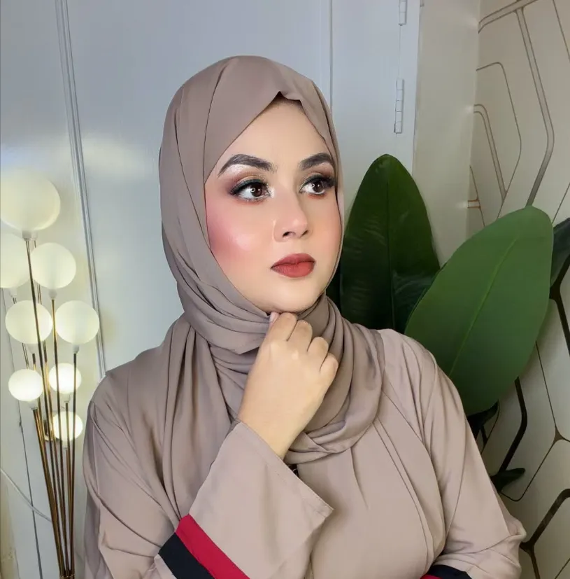 Exclusive Dubai Cherry Hijab