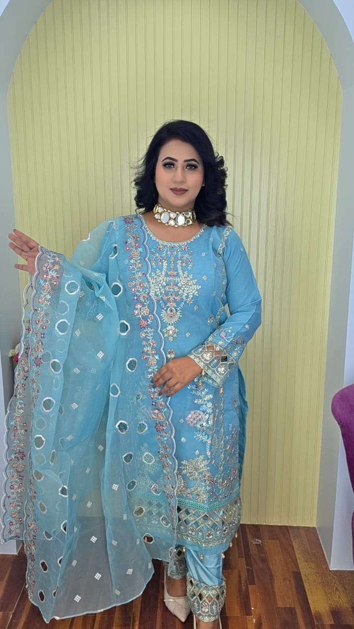 ready-three-piece-lMBxg7