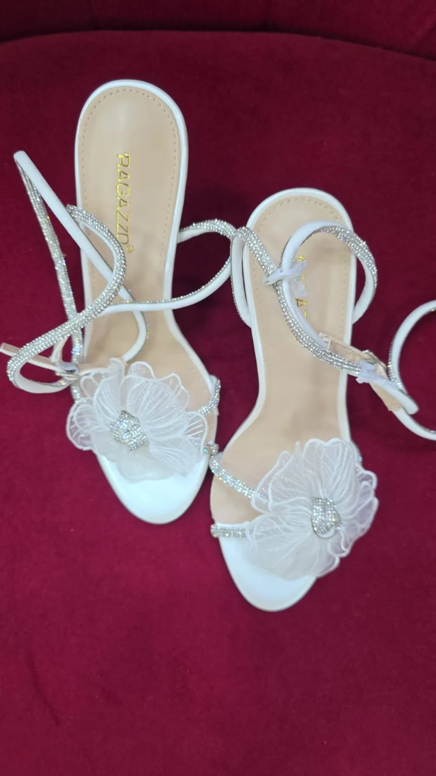 Ladies WHITE Color Shoes – Classic Free Size Comfort