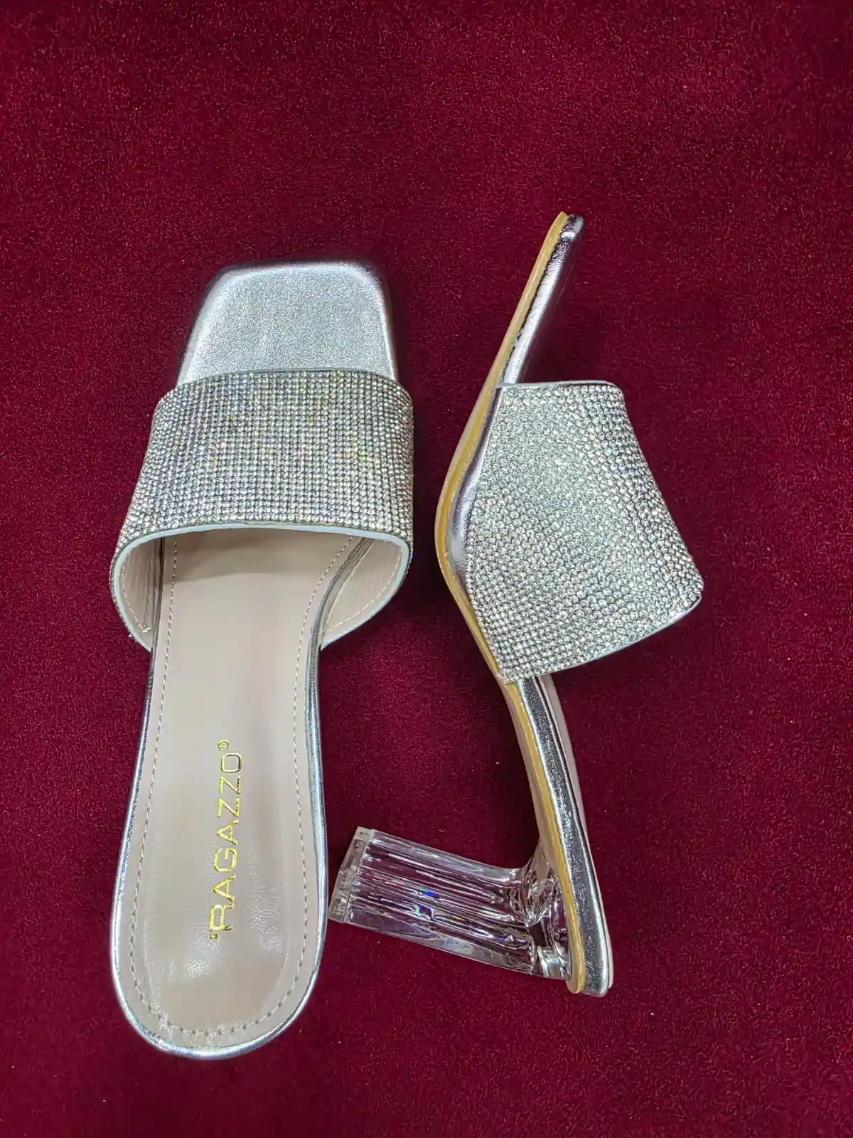 Ladies Shoes Silver Color – Free Size Comfort